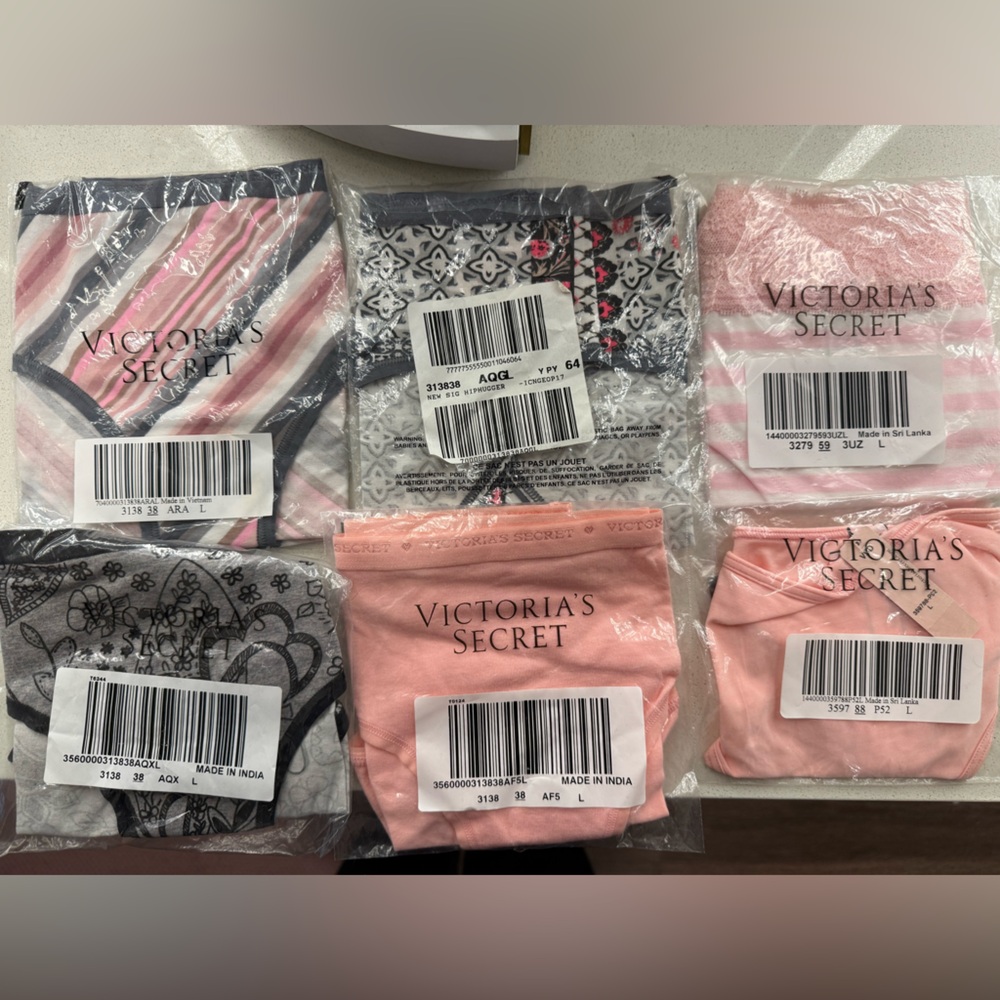 Victoria's Secret Women’s Hip hugger underwear